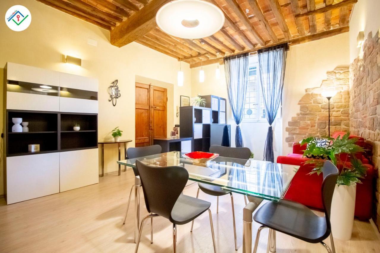 Antica Piazza Apartment By Tuscanywego Лукка Экстерьер фото
