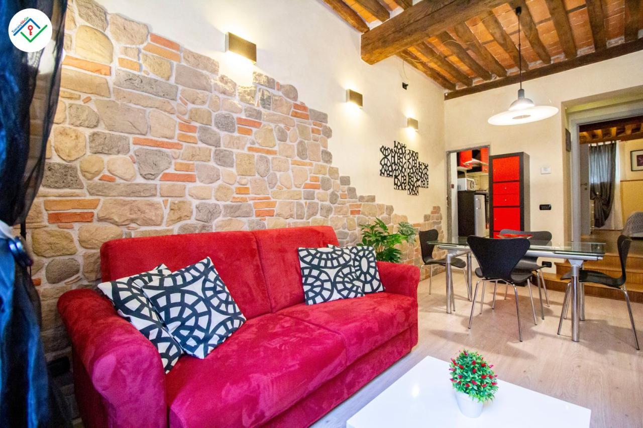 Antica Piazza Apartment By Tuscanywego Лукка Экстерьер фото