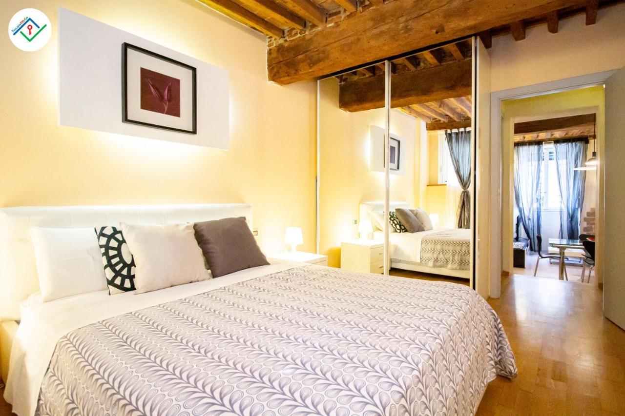 Antica Piazza Apartment By Tuscanywego Лукка Экстерьер фото
